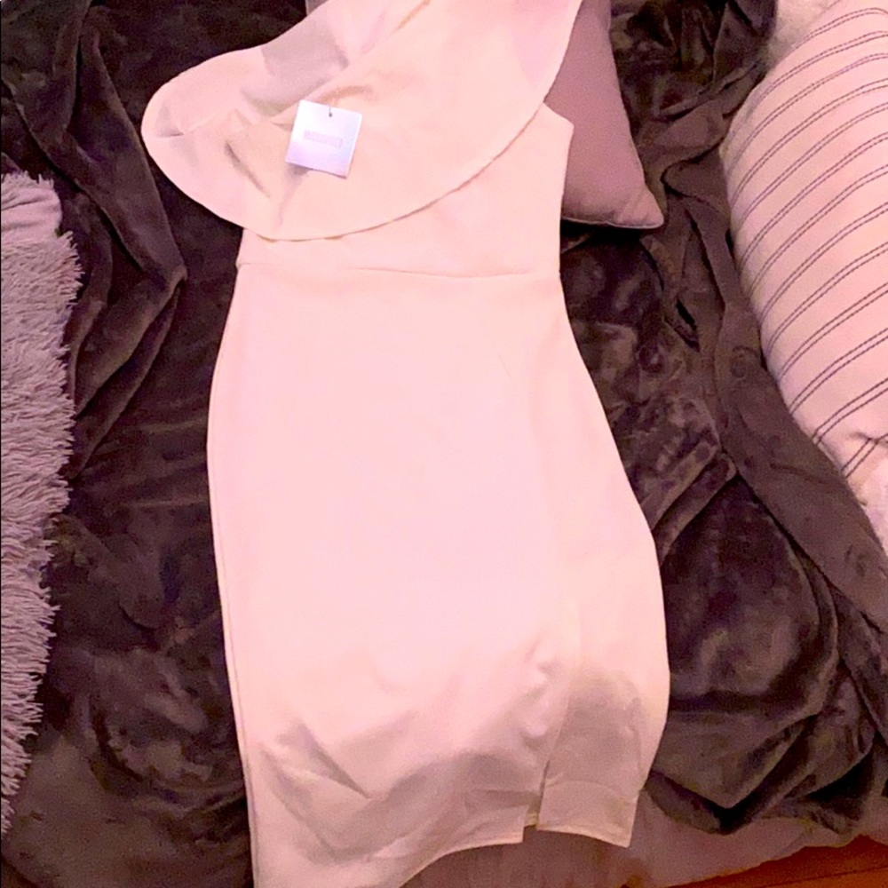 Misguide white dress women’s US size 6